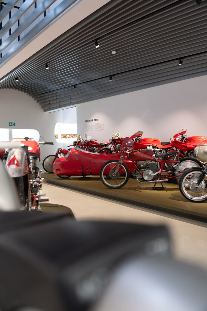 GMG 2026: Mandello del Lario apre le porte alla nuova casa di Moto Guzzi