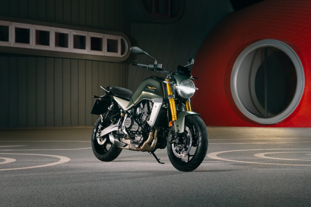 Moto Guzzi The Trip 500: la prima Guzzi di nuova generazione è una roadster A2