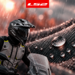 LS2: abbigliamento moto urban per affrontare pioggia e freddo in autunno
