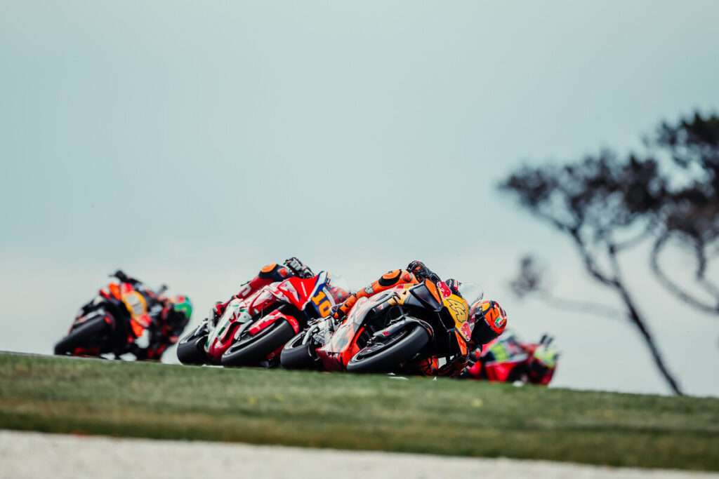 phillip-island-motogp-espargaro-ktm-1024x683 Phillip Island, l'ultimo giro: Stoner, Doohan e Gardner insieme per l'addio alla MotoGP
